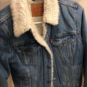 Levi’s Sherpa lined jacket